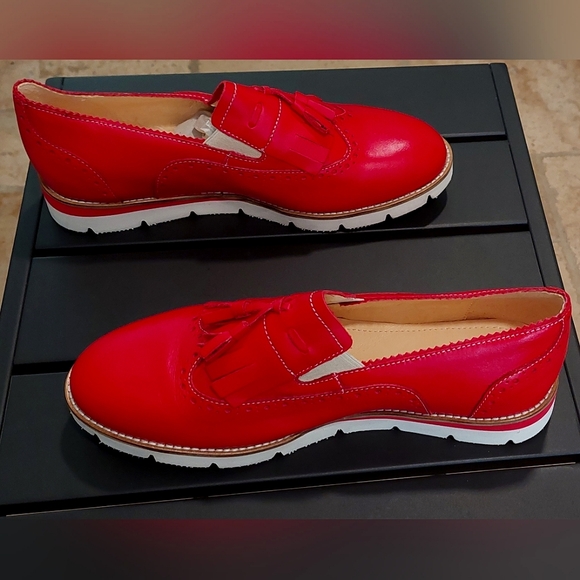 Girotti Platform Slip Ons6873 Soft Leather Santa Claus (Red) Size 42(EUR)/10(US) - Picture 2 of 6